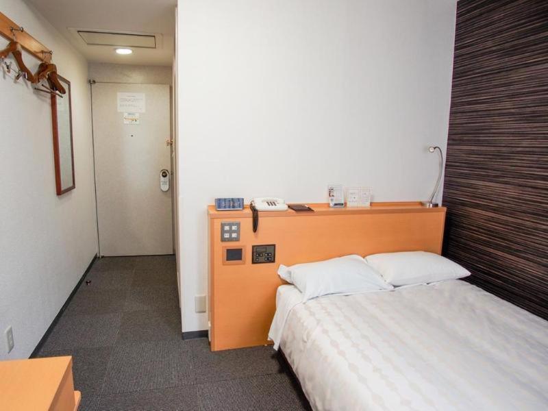Hotel Shin Osaka Kamer foto